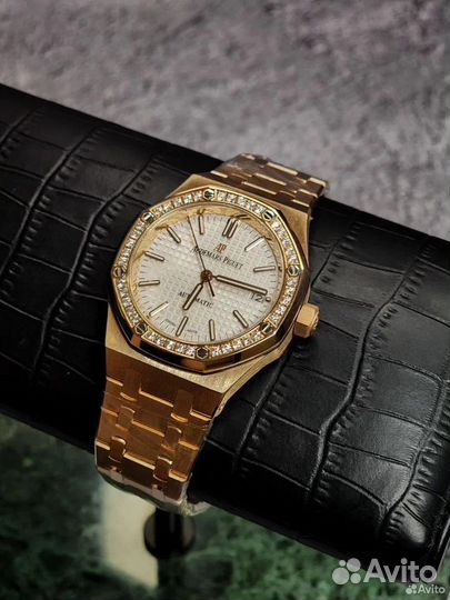 Часы золотые Audemars Piguet 18karat