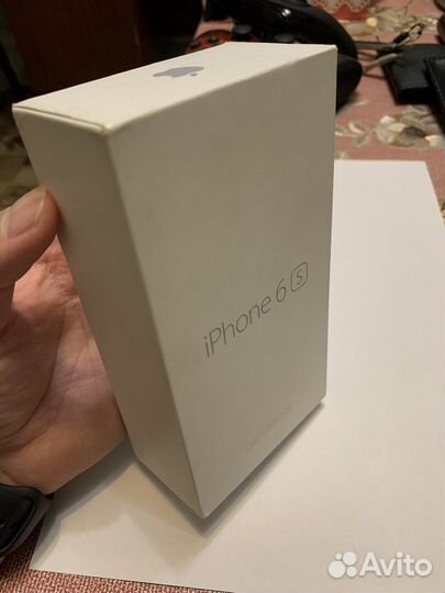 Коробка от iPhone