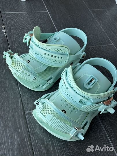 Крепления для сноуборда union trilogy