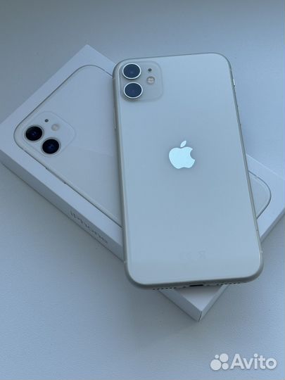 iPhone 11, 64 ГБ