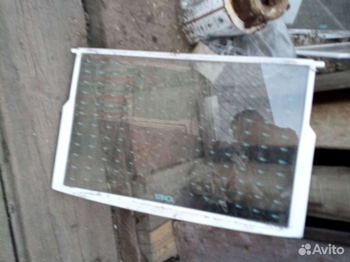 Стеклянные полки от холодильника Стинол