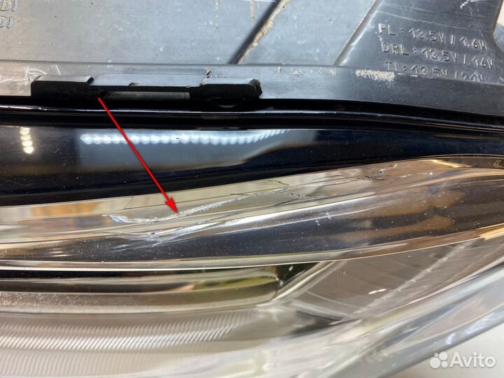 Фара левая Volvo XC90 2015+ Led