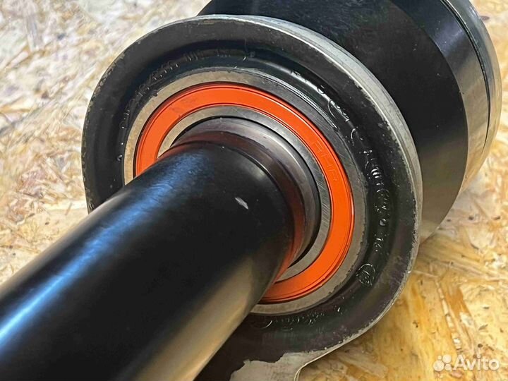 Полуось передняя правая (приводной вал, шрус) Volk