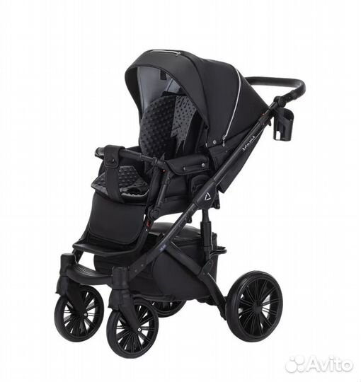 Продам детскую коляску 3 в 1