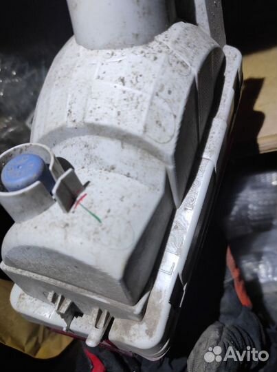 Противотуманный фонарь Toyota LC Prado 150