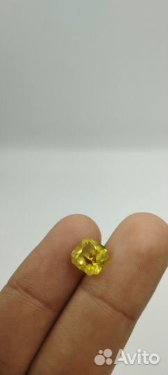 Аквамарины и Гелиодоры ограненные