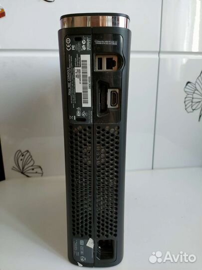 Игровая приставка Xbox 360