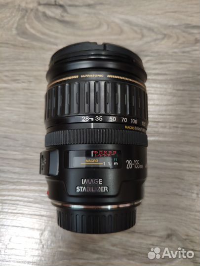 Canon 28-135mm f/3.5-5.6 IS USM