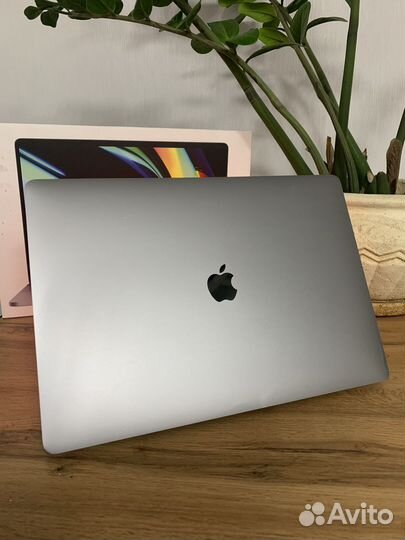 MacBook Pro 16 2019 i9 16gb 1tb