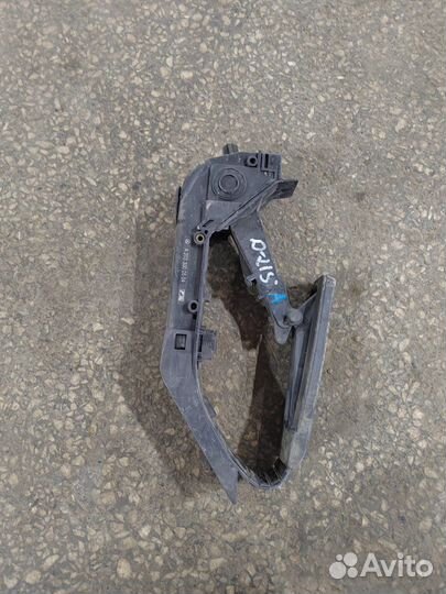 Педаль газа Mercedes W203