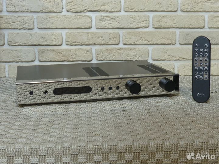 Aura Vita XLR ресивер пультовой FM AM itra