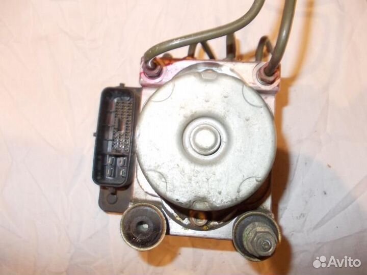 Блок ABS Mitsubishi Lancer Cedia CS5W