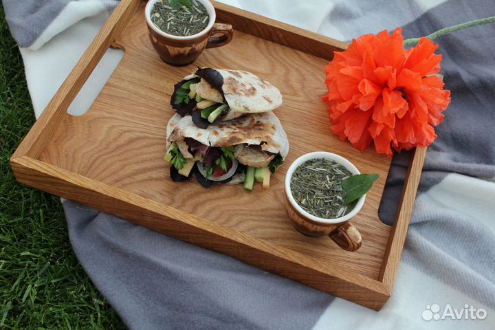 Поднос из дуба 