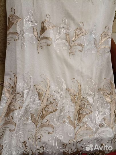 Тюлевые шторы с карнизом