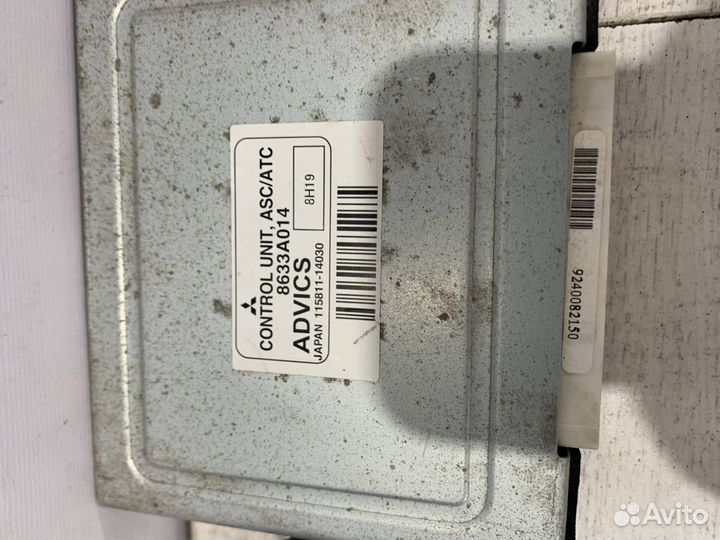 Блок управления курсовой устойчивости Mitsubishi P