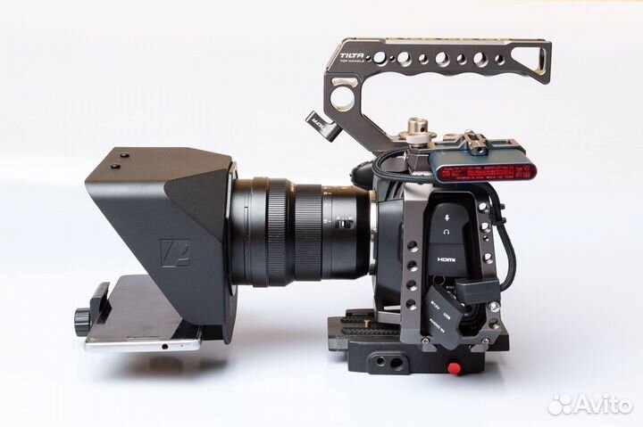 Оператор с камерой Blackmagic pcc4k
