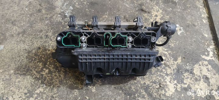 Коллектор впускной Opel Astra J 1.4