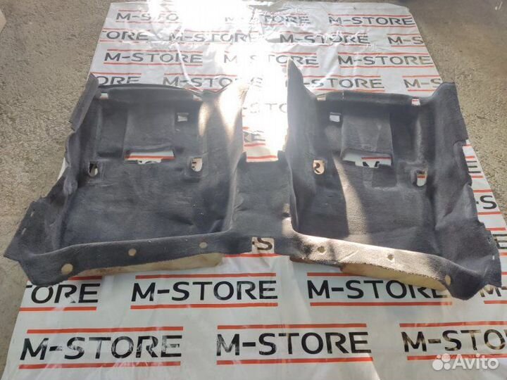 Покрытие напольное заднее Mercedes-Benz E-Class