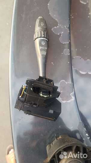 Переключатель Мицубиси Каризму