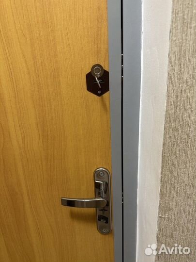 Дверь от застройщика