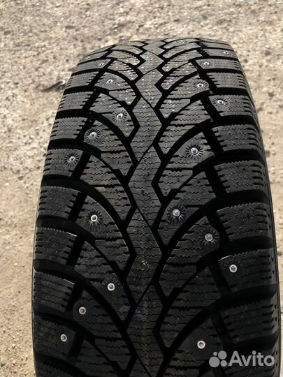 Pirelli Formula Ice 215/60 R17 100T