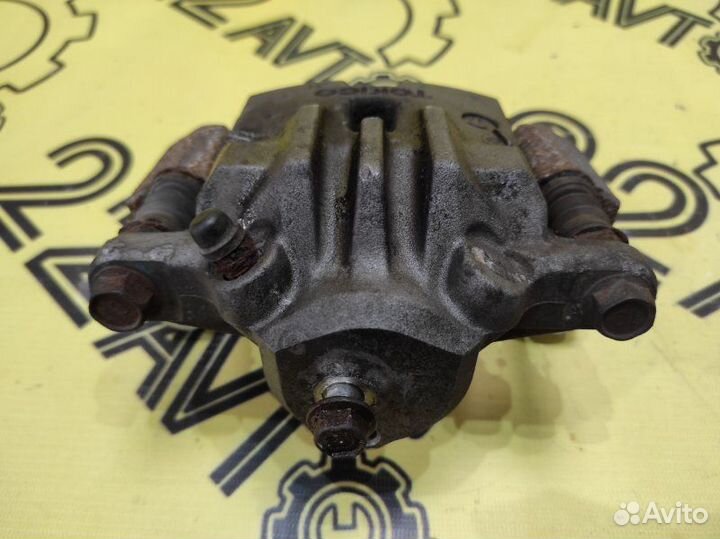 Суппорт задний правый Subaru Legacy(Outback ) BR9