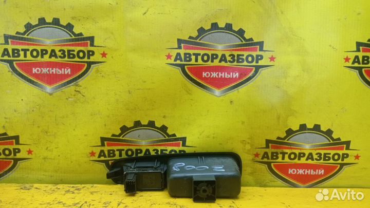 Кнопка стеклоподъемника Peugeot 3008 I