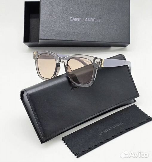 Солнцезащитные очки женские Saint Laurent