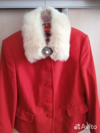 Сьемный меховой воротник