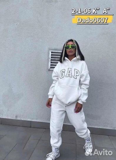 Тёплые костюмы Gap