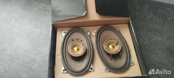 Автомобильные колонки jbl