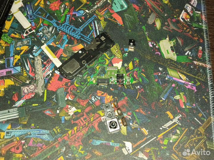 Запчасти на honor 20lite