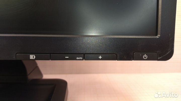Монитор б/у 19