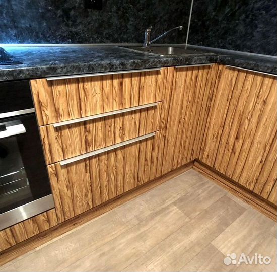 Кухни на заказ с фасадами в стиле шебби-шик