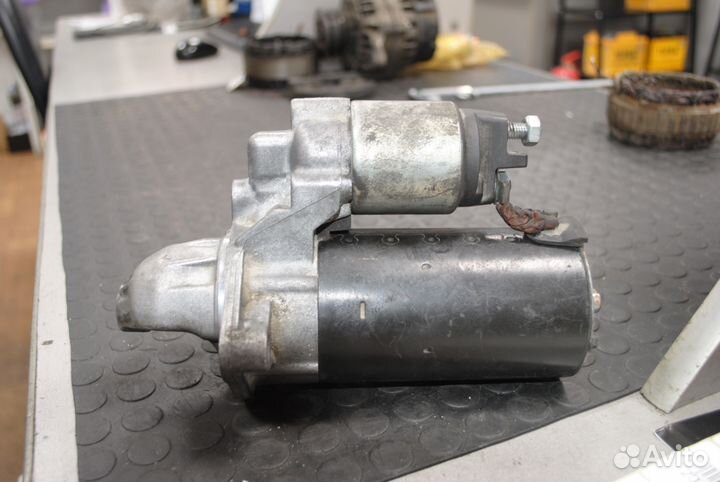 Стартер BMW X5 (E70), X6 (E71) 3.0 Diesel б/у