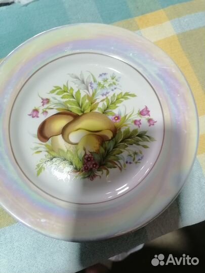 Тарелки 6 штук