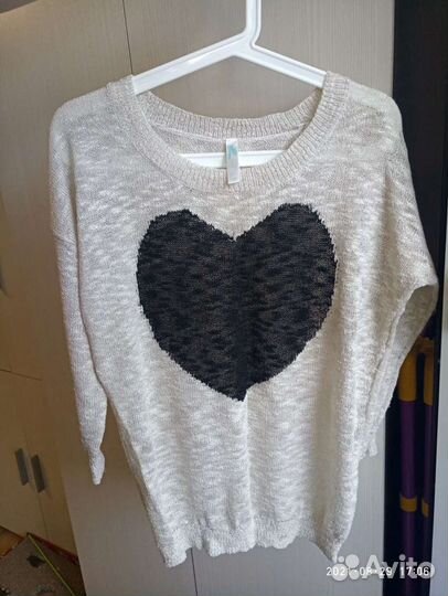 Одежда для девочки примерно на 10-13лет