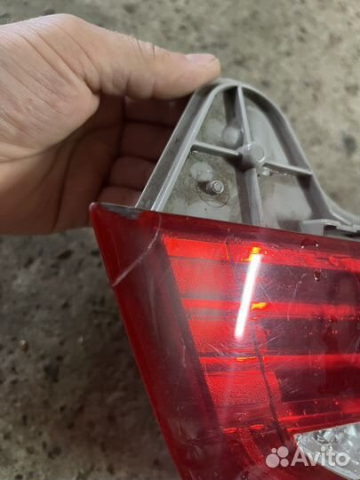Фонарь задний левый Ford Mondeo 4