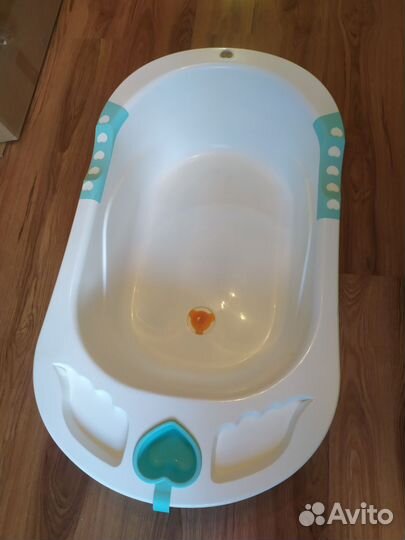Детская ванночка для купания Happy baby с горкой
