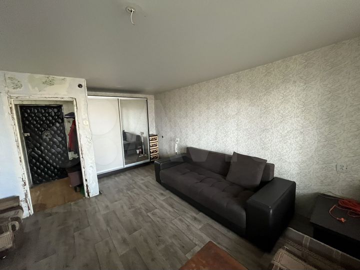 1-к. квартира, 42 м², 1/2 эт.