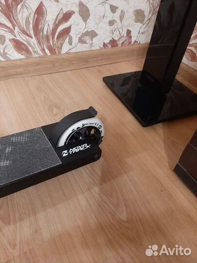 Продаю трюковой самокат Novatrack Psycho 70