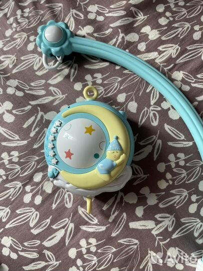 Мобиль в кроватку малыша