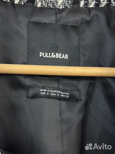 Пальто Pull and bear