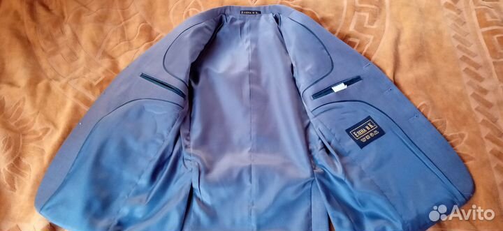 Костюм -тройка