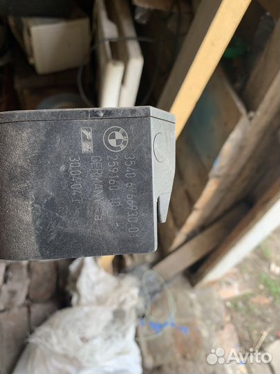 Педаль газа е 60 бмв