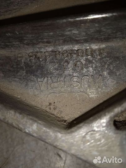 Кронштейн двигателя правый audi a8 d2 ауди а8 д2