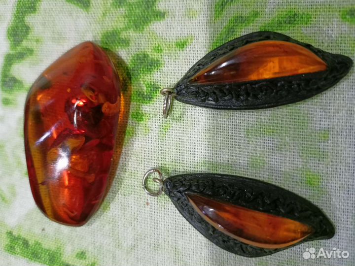 Брошь янтарь СССР