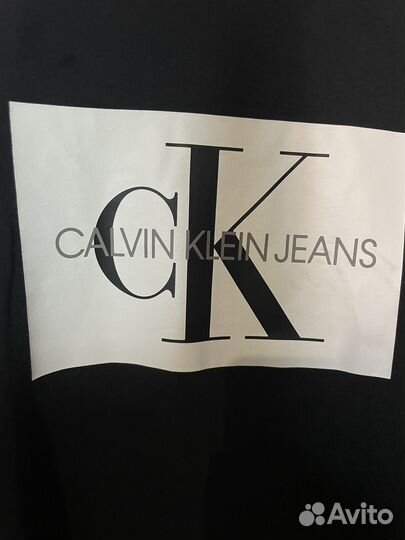 Платье футболка Calvin Klein Jeans бронь