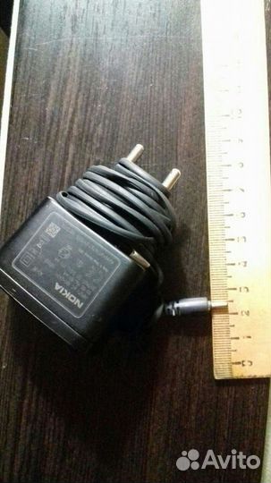 Зарядное сетевое к телефону Nokia, Motorola