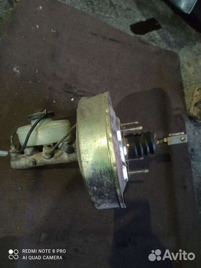 Вакуумный усилитель тормозов в сборе с гтц toyota